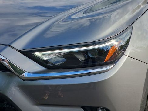 Used 2025 Toyota Grand Highlander AWD Hybrid image 36
