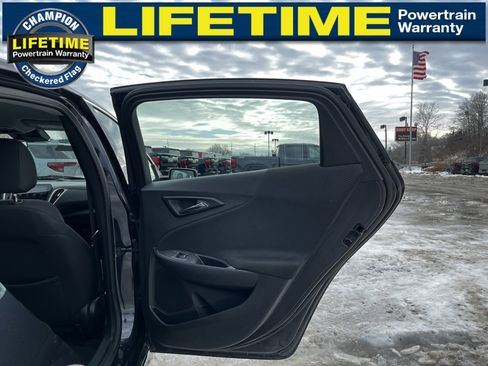 Used 2023 Chevrolet Malibu LT image 31