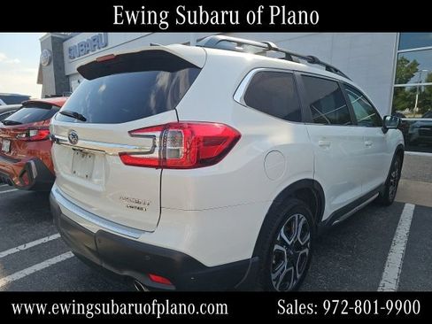 Used 2023 Subaru Ascent Limited w/ Technology Package AWD/4WD image 4
