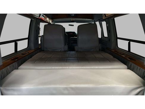 Used 1997 Dodge B2500 RWD image 7