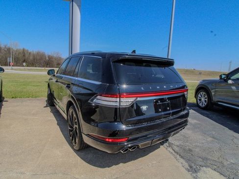 Used 2022 Lincoln Aviator Reserve w/ Equipment Group 201A image 4