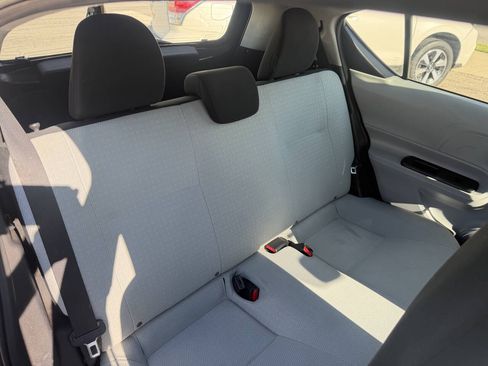 Used 2014 Toyota Prius C One FWD image 10
