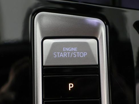 New 2024 Volkswagen Atlas Cross Sport SEL R-Line image 45