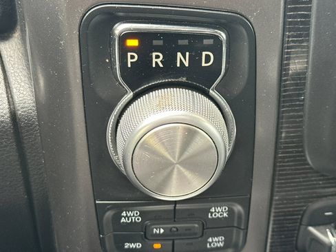 Used 2017 RAM 1500 Limited AWD/4WD image 18