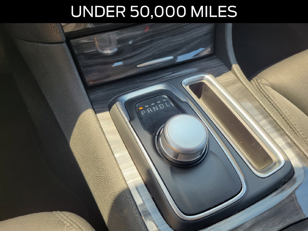 Used 2021 Chrysler 300 Touring RWD image 30