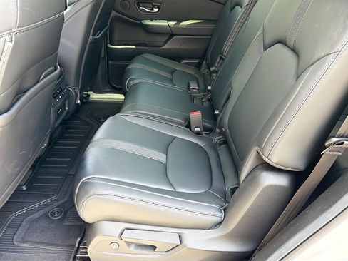 Used 2025 Honda Pilot EX-L image 26
