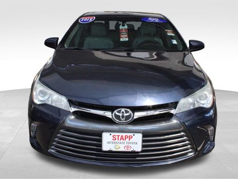 Used 2015 Toyota Camry XLE w/ Moonroof Package FWD image 9