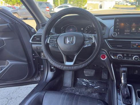 Used 2018 Honda Accord EX-L image 22