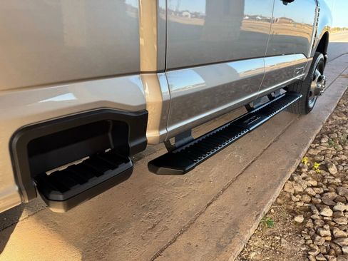 Used 2024 Ford F350 XLT w/ FX4 Off-Road Package image 23