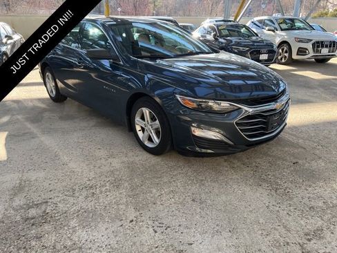 Used 2020 Chevrolet Malibu LS image 3
