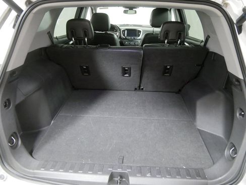 Used 2019 GMC Terrain SLT w/ Preferred Package image 5