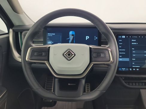 Used 2024 Rivian R1S Adventure AWD/4WD image 28