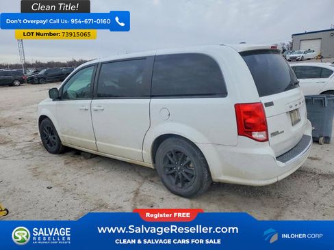 Used 2019 Dodge Grand Caravan GT image 3