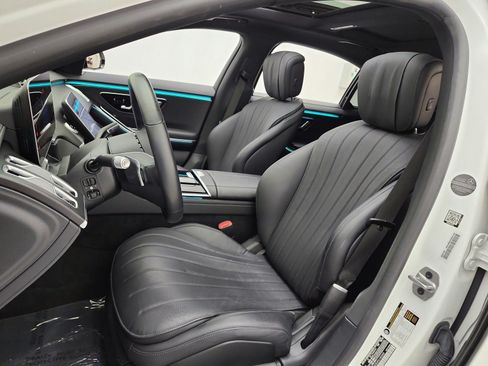 Certified 2023 Mercedes-Benz S 500 4MATIC image 10
