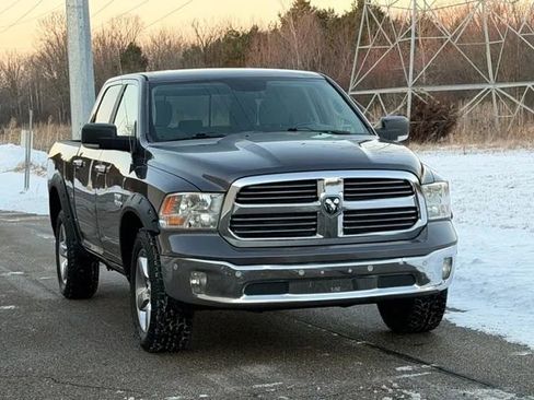 Used 2017 RAM 1500 Big Horn AWD/4WD image 2