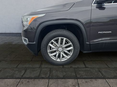 Used 2017 GMC Acadia SLE FWD image 27