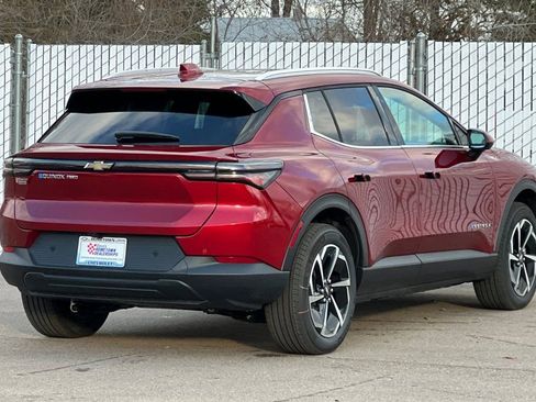 New 2026 Chevrolet Equinox EV LT image 4