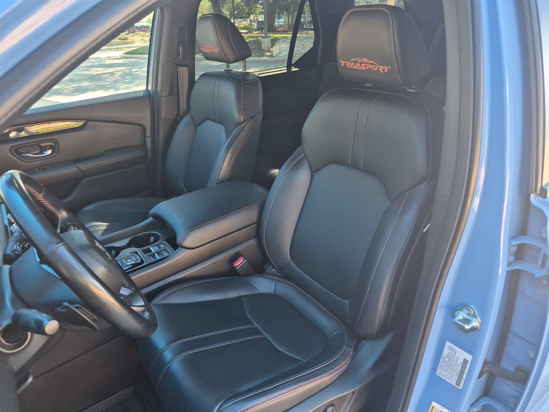 Certified 2023 Honda Pilot TrailSport image 13