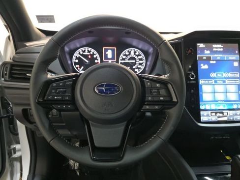 Certified 2025 Subaru Forester Premium AWD/4WD image 15