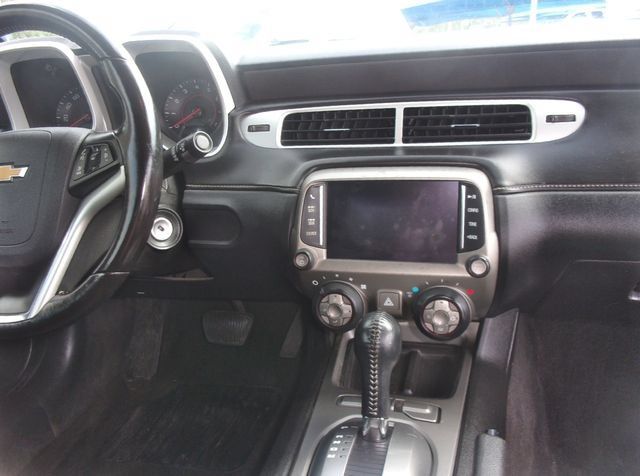 Used 2014 Chevrolet Camaro LT RWD image 15