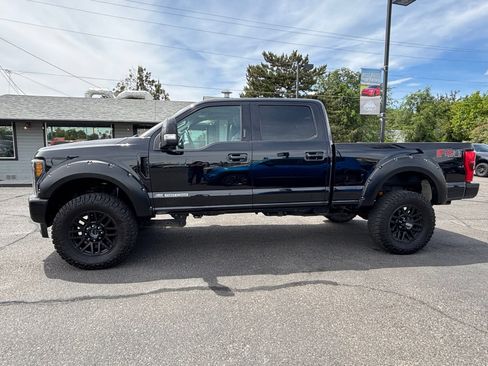 Used 2019 Ford F350 Lariat AWD/4WD image 3