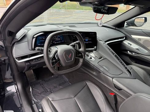 Used 2024 Chevrolet Corvette Stingray Preferred Cpe w/ Z51 Performance Package image 12