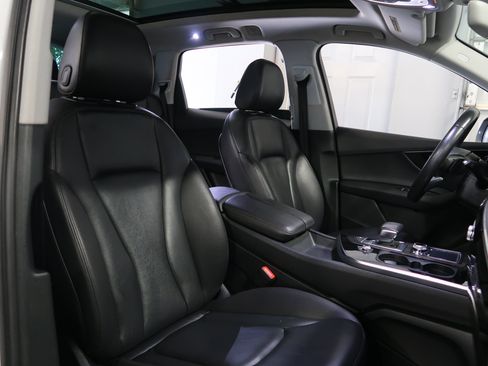 Used 2017 Audi Q7 3.0T Premium AWD/4WD image 13