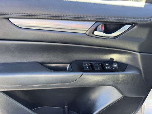 Used 2024 MAZDA CX-5 AWD 2.5 S w/ Select Package image 18