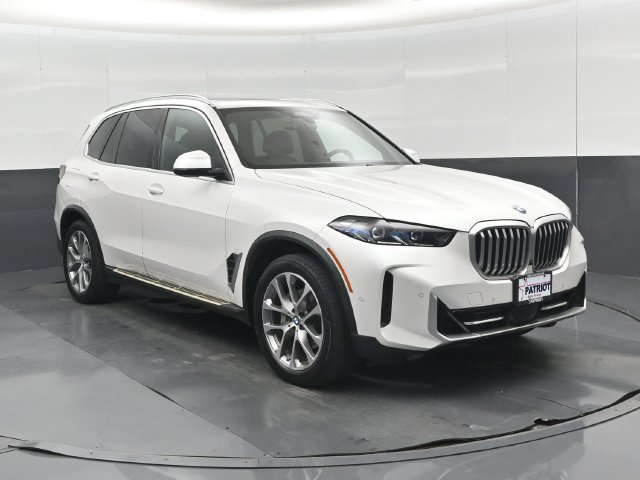 Used 2024 BMW X5 xDrive40i AWD/4WD image 35