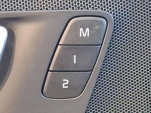 Certified 2026 Volvo XC60 T8 Core w/ Climate Package image 21