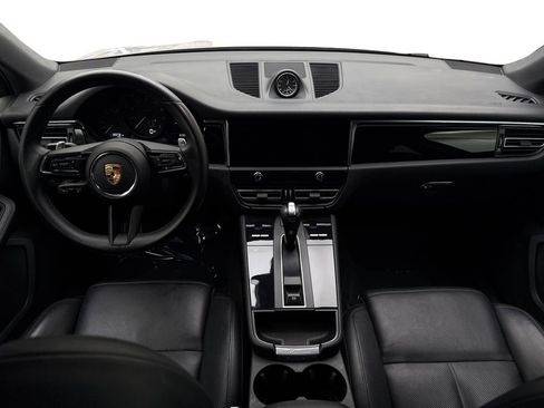 Used 2023 Porsche Macan AWD/4WD image 50