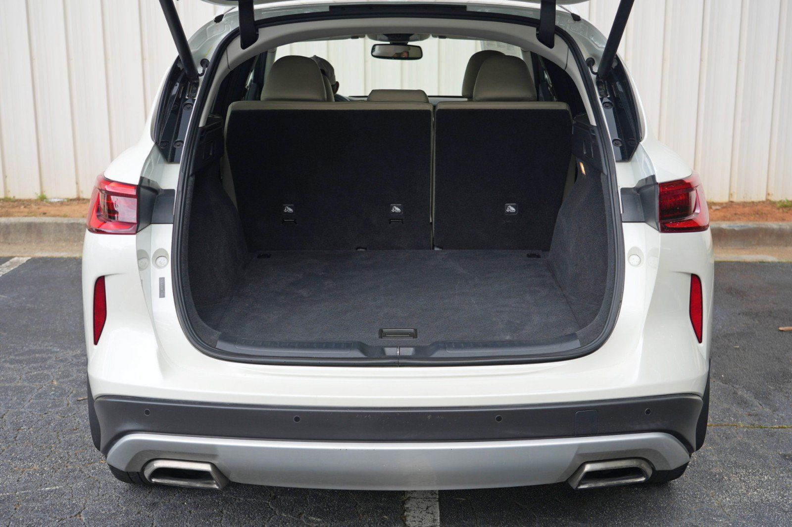 Used 2021 INFINITI QX50 FWD image 9