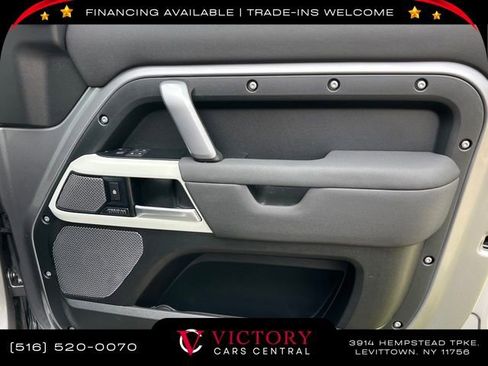 Used 2022 Land Rover Defender 110 X-Dynamic SE image 22