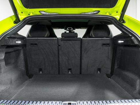 Used 2024 Lamborghini Urus Performante AWD/4WD image 65