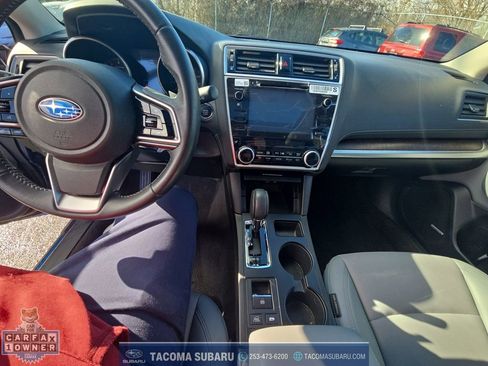 Used 2018 Subaru Outback 3.6R Limited image 12