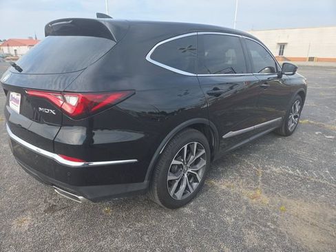 Certified 2024 Acura MDX FWD w/ Technology Package image 8