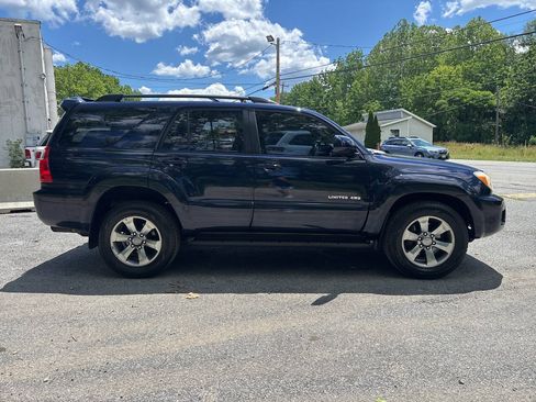 Used 2006 Toyota 4Runner Limited AWD/4WD image 10