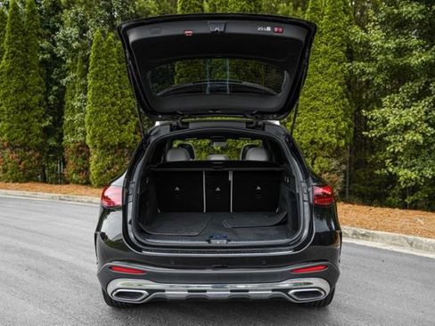 Used 2024 Mercedes-Benz GLC 300 4MATIC w/ AMG Line image 20