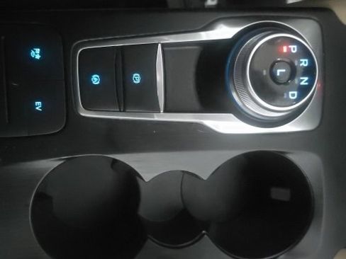 Used 2022 Ford Escape SEL image 24