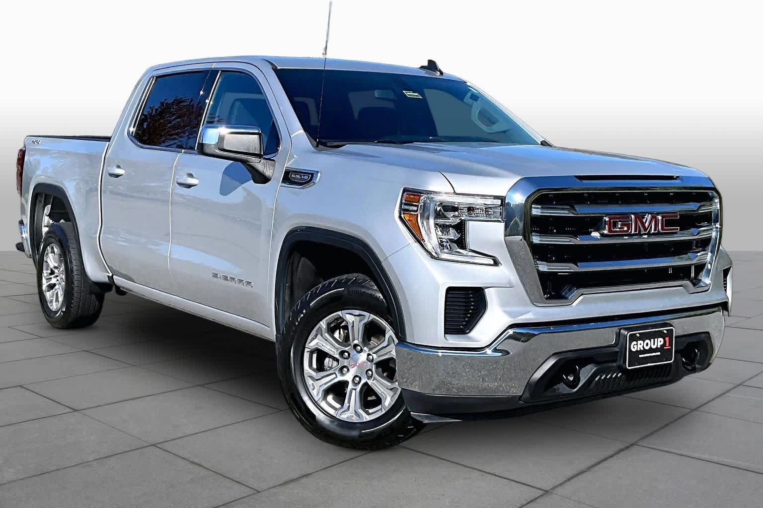 Used 2020 GMC Sierra 1500 SLE w/ Remote Start Package AWD/4WD image 3