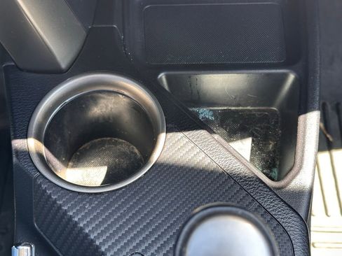 Used 2015 Toyota RAV4 Limited w/ Technology Package image 32