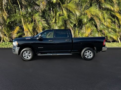Used 2024 RAM 2500 Big Horn AWD/4WD image 9