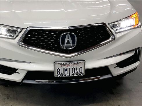 Used 2020 Acura MDX SH-AWD image 30