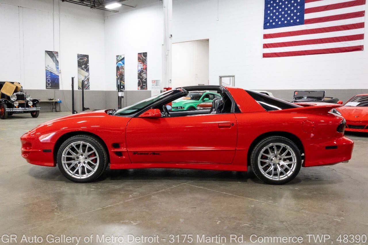 Used 1998 Pontiac Firebird Formula w/ Security Pkg RWD image 4
