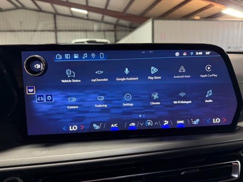 Used 2026 Chevrolet Traverse LT image 17