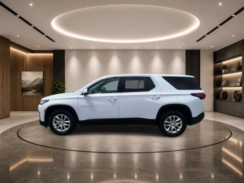 Certified 2023 Chevrolet Traverse LS w/ Safety Package FWD image 5
