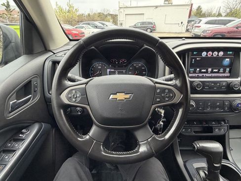 Used 2016 Chevrolet Colorado Z71 AWD/4WD image 15