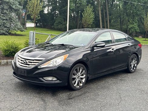 Used 2012 Hyundai Sonata Limited FWD image 3