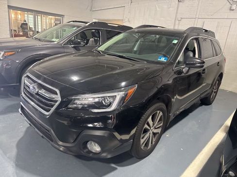 Used 2018 Subaru Outback 2.5i Limited AWD/4WD image 5