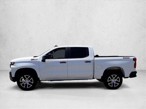 Used 2019 Chevrolet Silverado 1500 LT Trail Boss AWD/4WD image 2